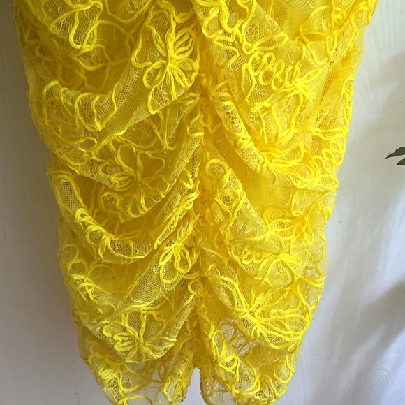 Zara | Yellow Lace Ruched Midi Dress - Picture 4 of 11
